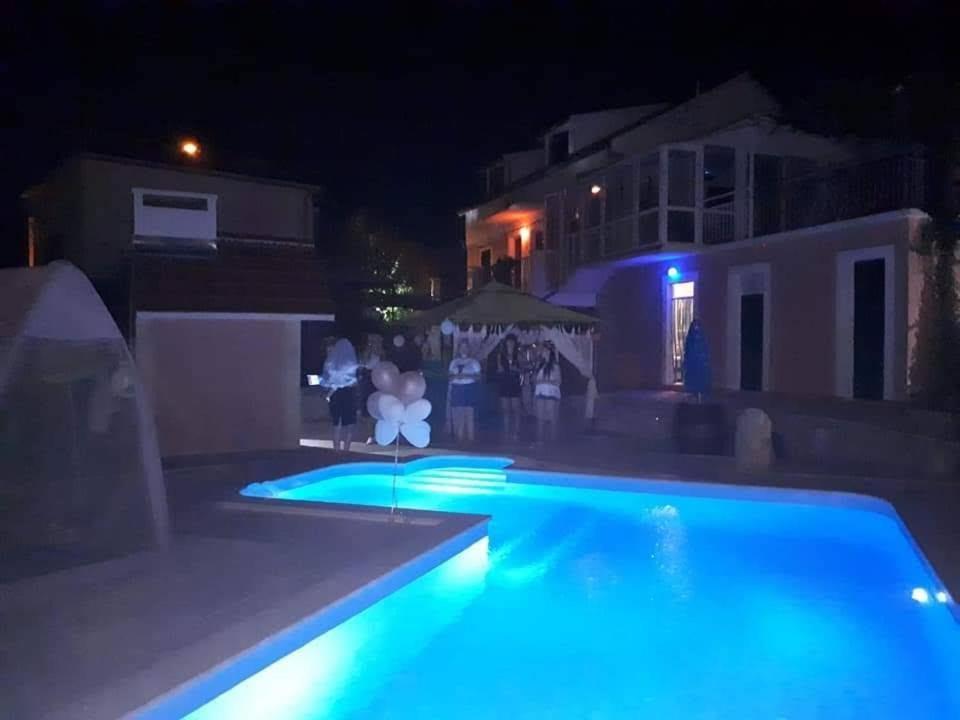 Holiday Home Perunika Zezevica Rom bilde